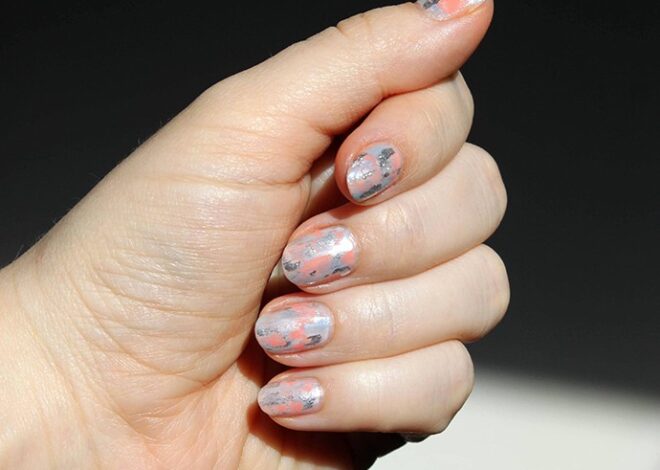 Artistic Brushstroke Nails Ideas