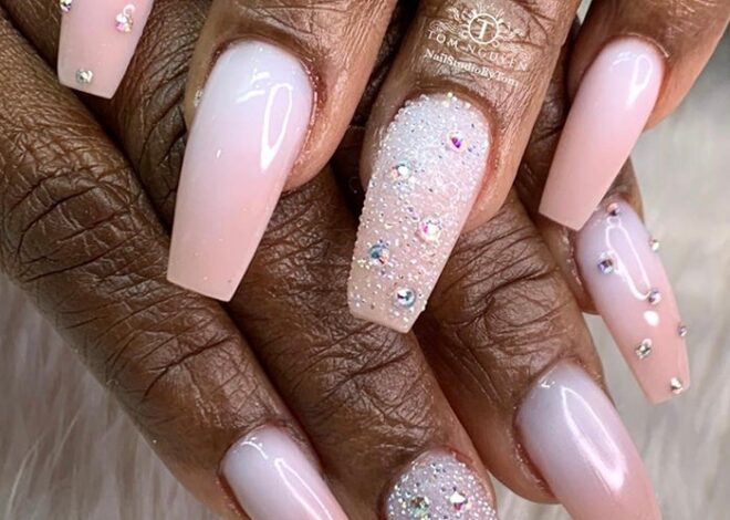 Glamorous Crystal Accents Nails Ideas