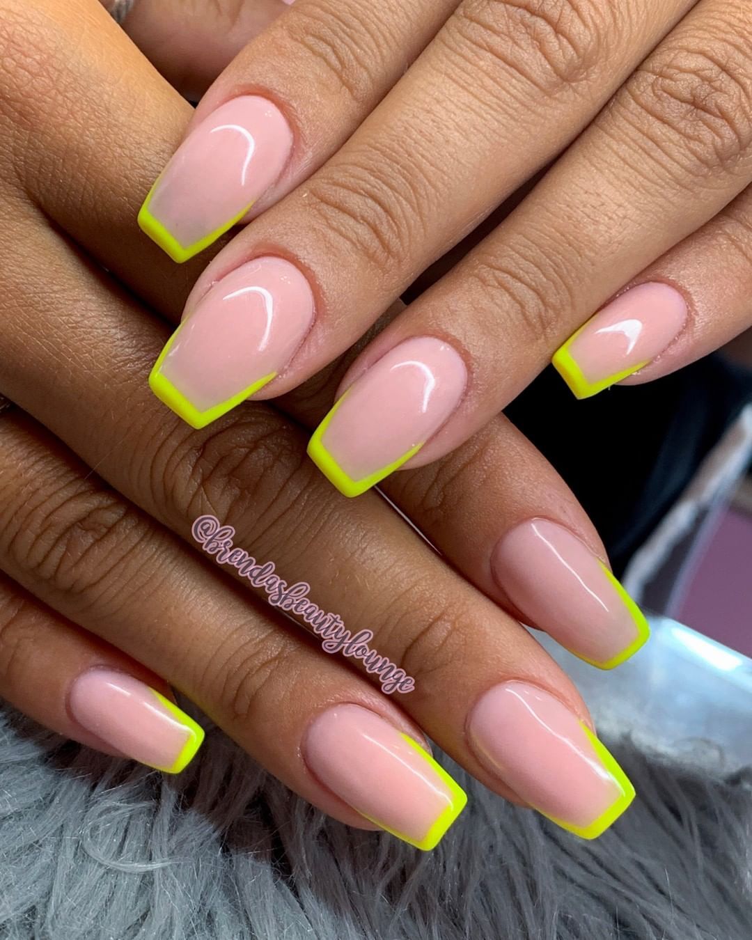 Bold Neon Outlines Nails Ideas