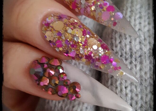 Glamorous Glitter Burst Nails Ideas