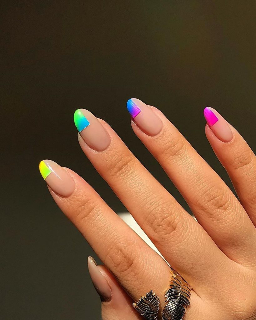 Retro Neon Lights Nails Ideas