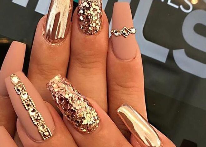 Gold Glitter Nails Ideas