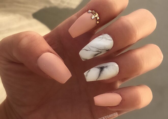 Marble Effect Nails Ideas