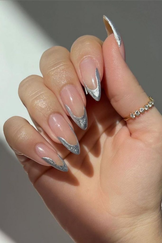 Glamorous Silver Foil Nails Ideas