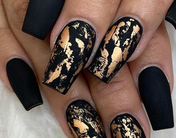 Matte Black And Gold Nails Ideas