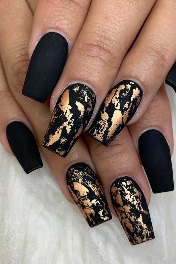 Matte Black And Gold Nails Ideas