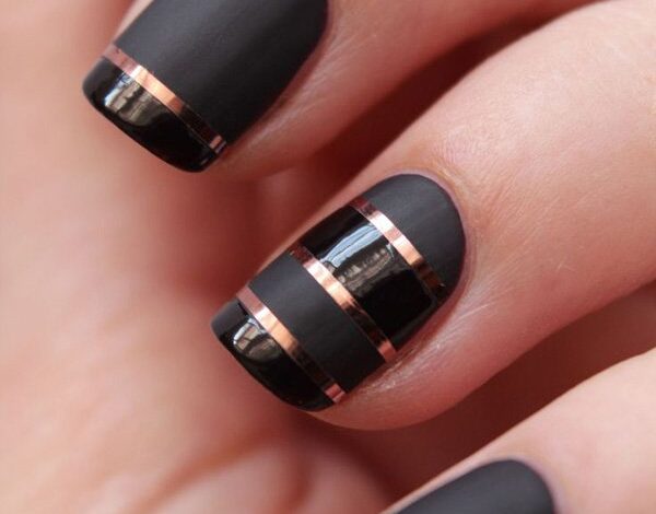 Chic Metallic Tip Nails Ideas