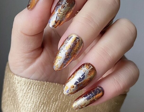 Glamorous Gold Leaf Nails Ideas