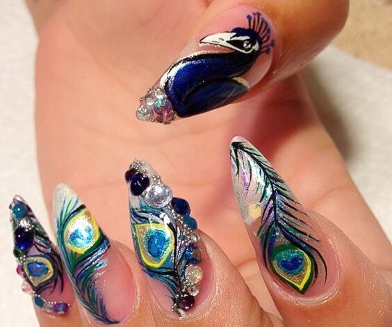 Vibrant Peacock Feathers Nails Ideas