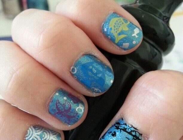 Underwater Kelp Forest Nails Ideas