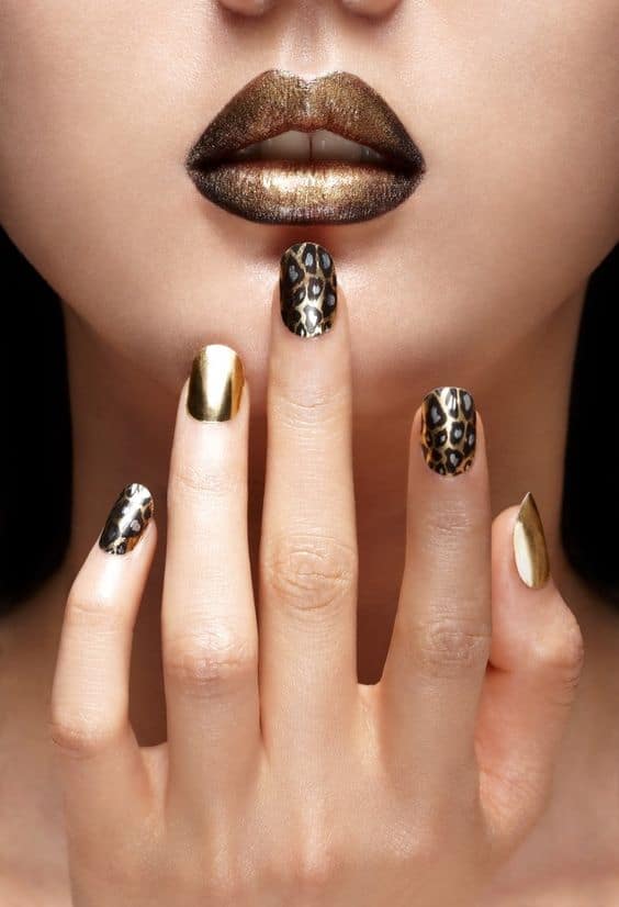 Glamorous Shiny Metallic Nails Ideas